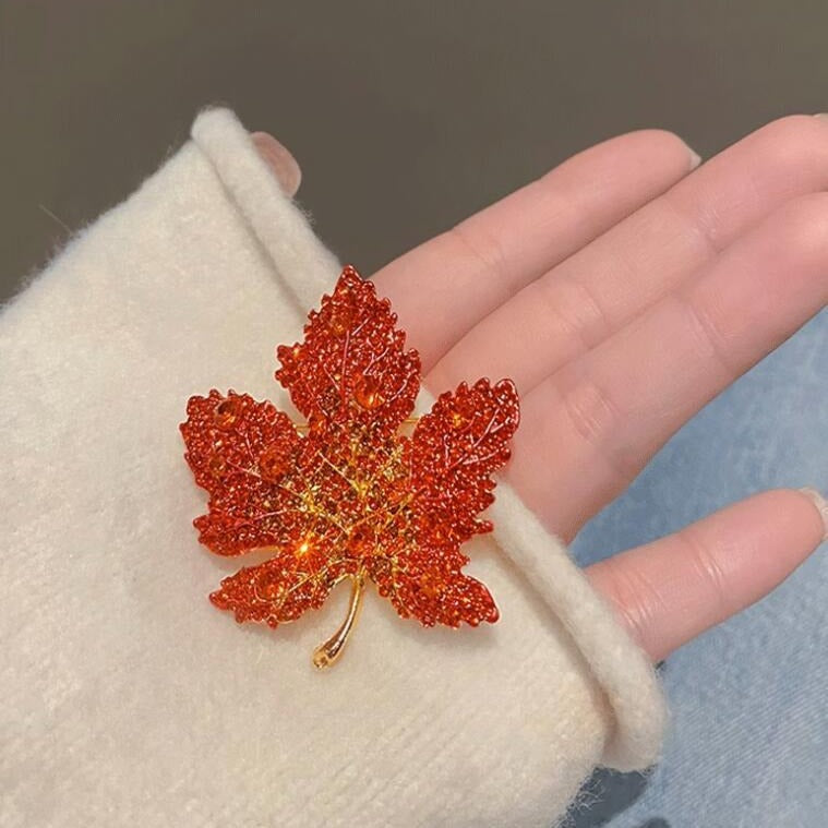 Ladies Maple Leaf Advanced Fashion Brooch