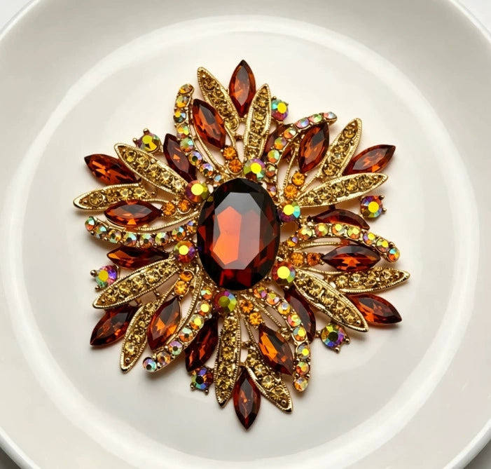 Ladies' Blooming Flower High Fashion Brooch