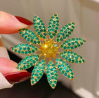Ladies' flower high-end fashion brooch