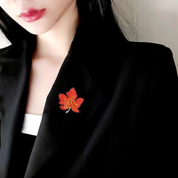 Ladies Maple Leaf Advanced Fashion Brooch